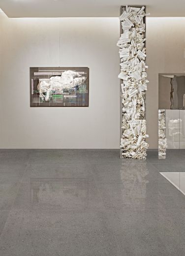 Billede af Overcome Grey 60x120 cm (LLL - Højglanspoleret)