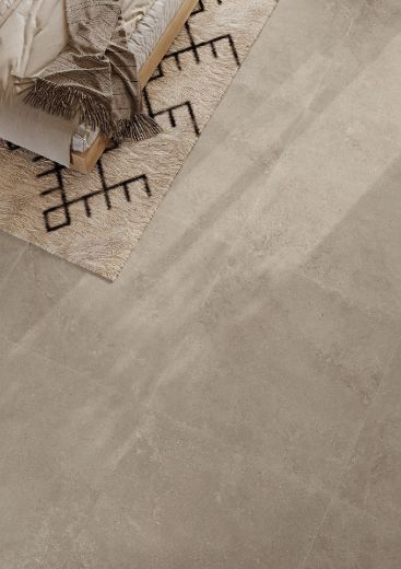 Billede af Closer Beige Scuro 120x120 cm (RM - Mat)