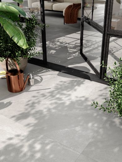 Billede af Ashima Grey 60x60 cm (RM - Mat)